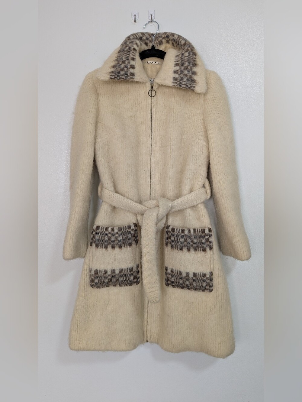 Vintage 60s 70s Icewool 100% Arctic Wool Nordic Belted Coat Cream Size Small